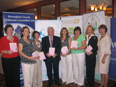 Childminding Advisory Workers and Minister Smith.